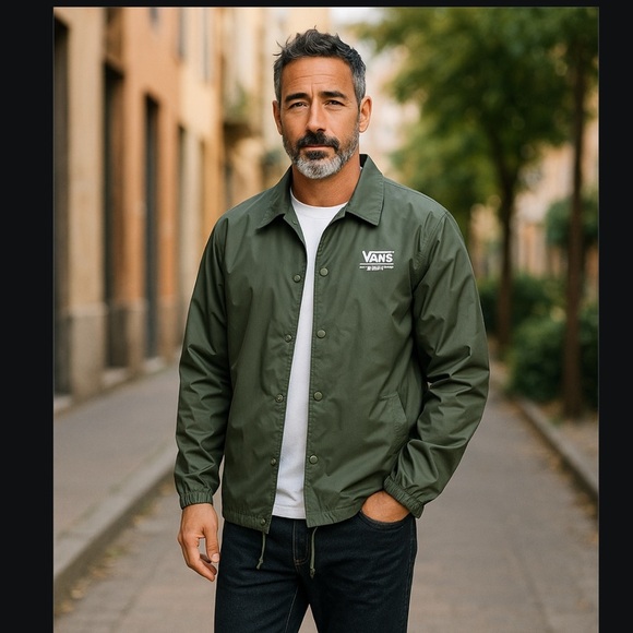 Vans Men's Olive Windbreaker Jacket - Picture 7 of 8